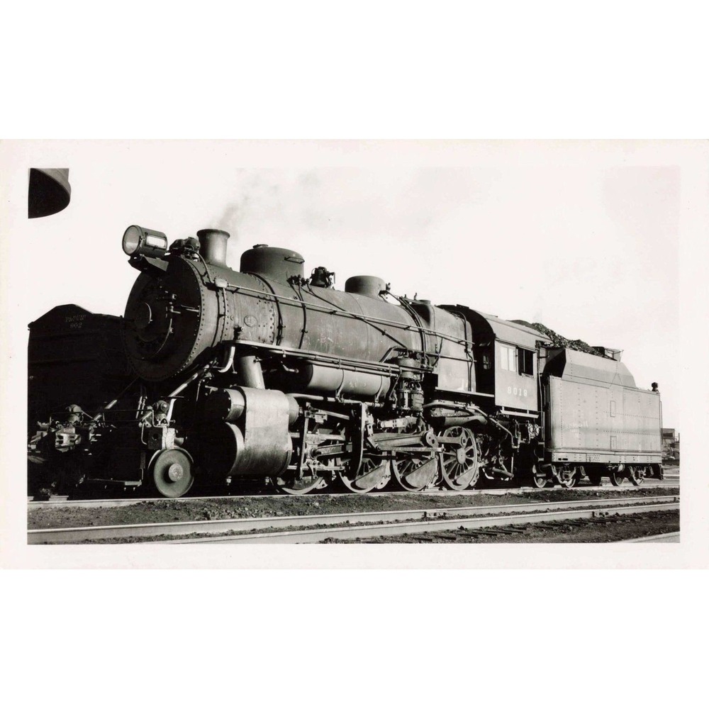 PRR Pennsylvania Railroad 2-8-0 #8019 Steam Locomotive Photo Peoria IL 1948 - Picture 1 of 2